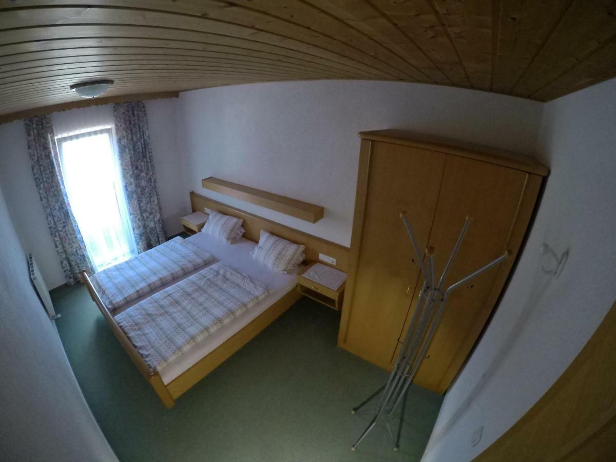 Gastehaus Reichle Hotel ทันน์ไฮม์ ภายนอก รูปภาพ